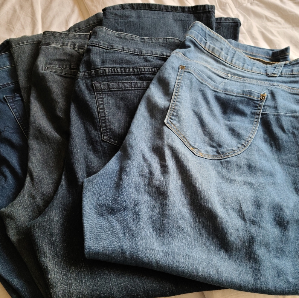 Plus size women's jeans